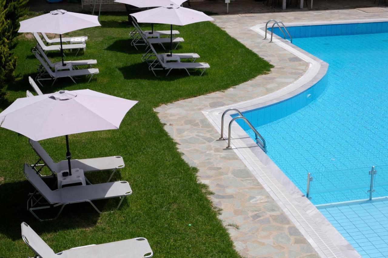 Katsaros &