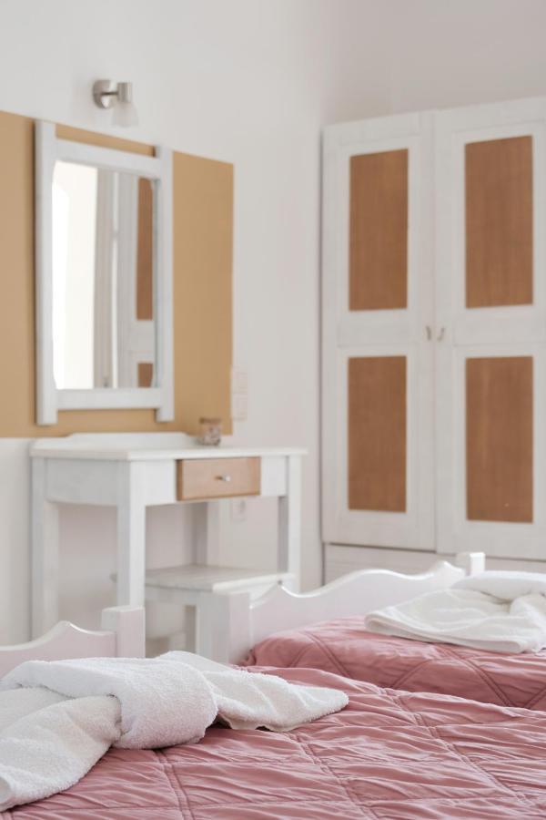 Aparthotel Katsaros &