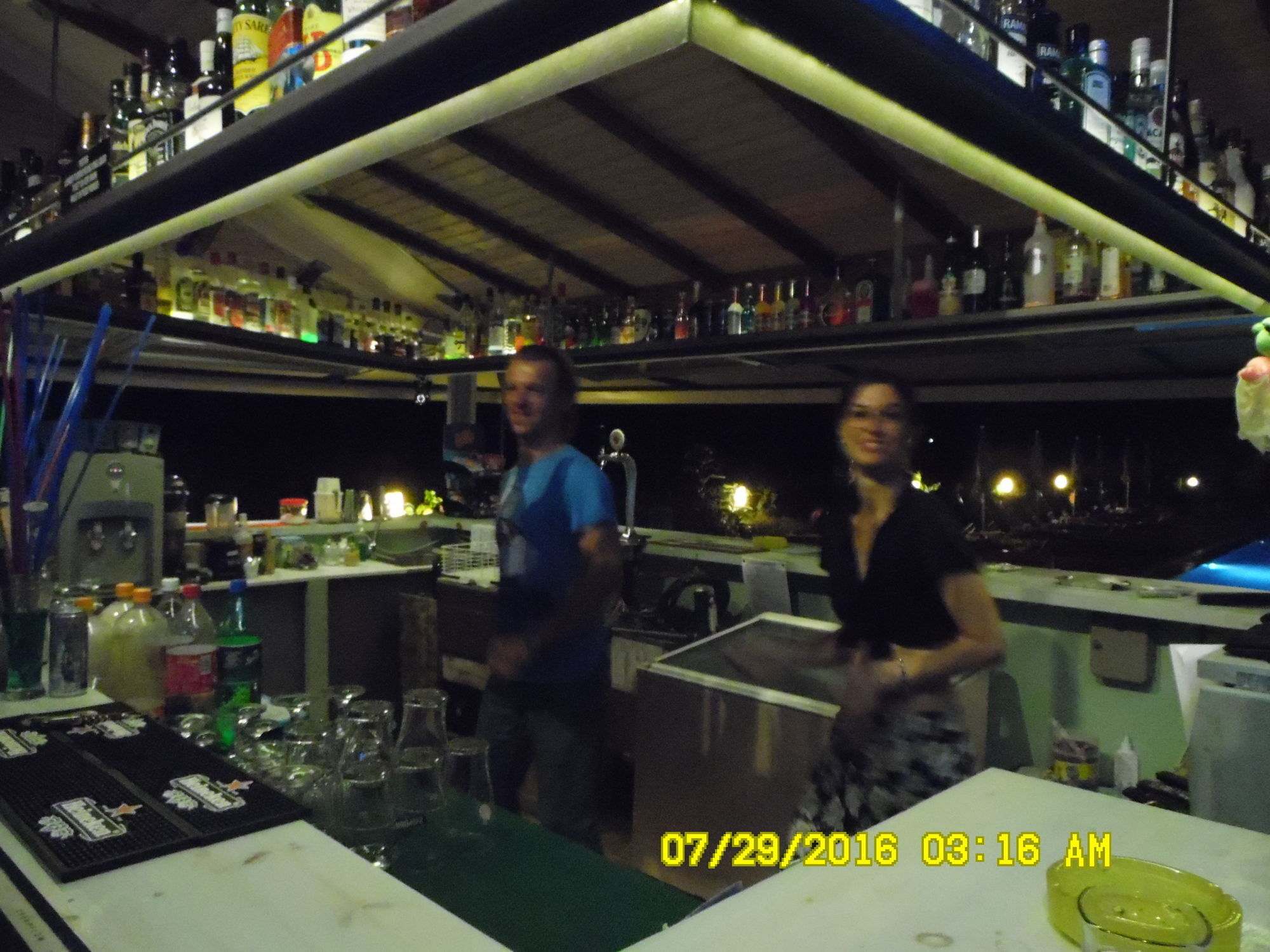 Katsaros & 公寓式飯店